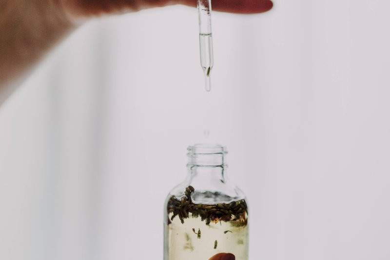 Workshop: Zimní aromaterapie a výroba koupeloveho oleje